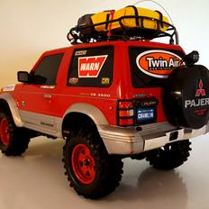 Off-Roader Tamiya: Mitsubishi Pajero Metal Top