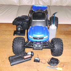 Off-Roader hpi savage X 4.6