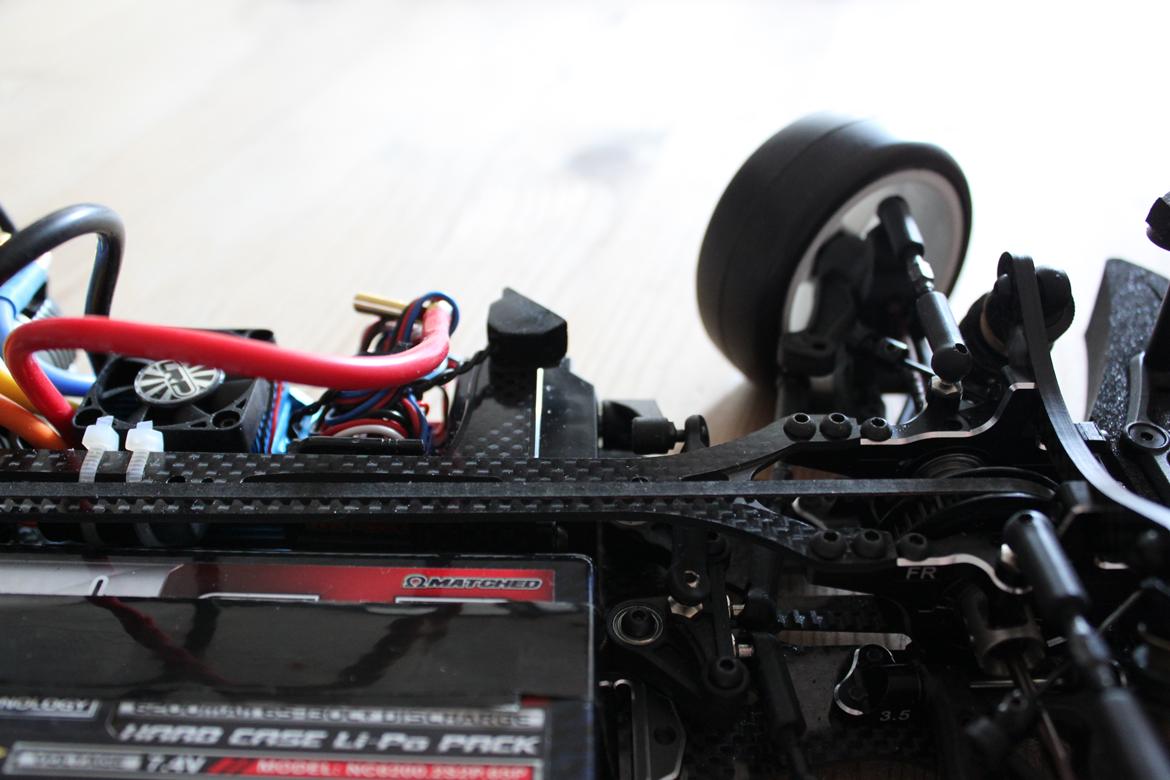 Bil Yokomo BD7 2016 Black series billede 12