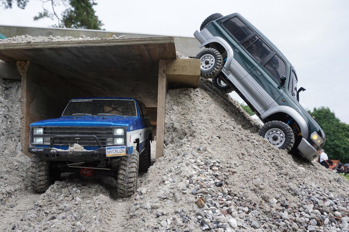 Off-Roader Axial scx10 II Toyota Land Cruiser 80 "skrottet" - før ombygning billede 36