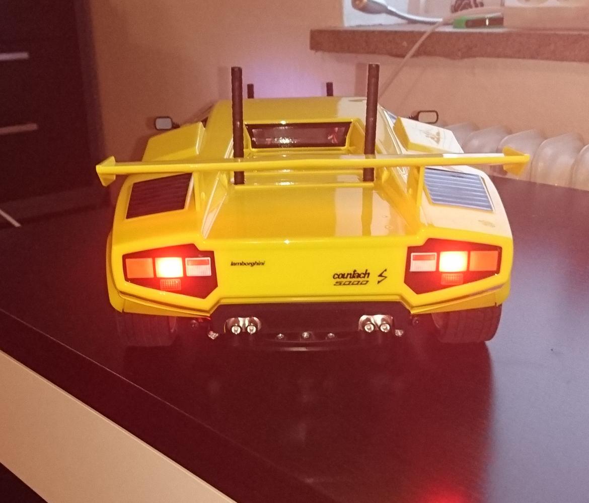 Bil Tamiya TT-01E Lamborghini Countach billede 7