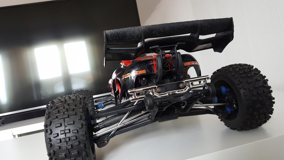 Off-Roader Traxxas E-Revo Brushless Edition  billede 11