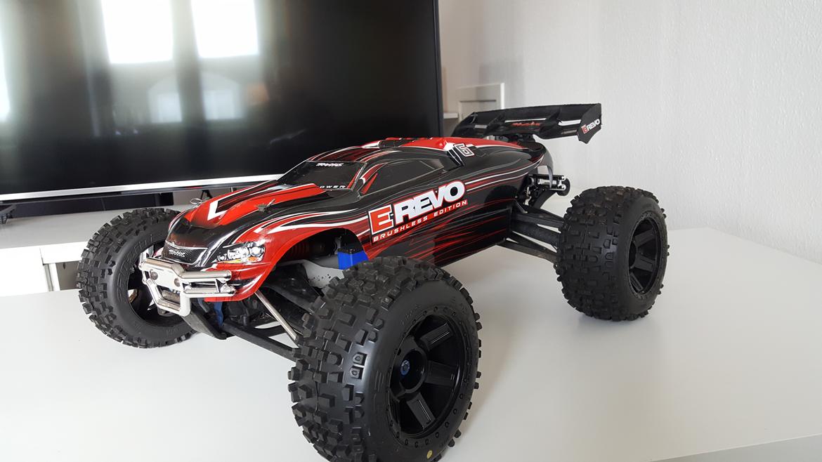 Off-Roader Traxxas E-Revo Brushless Edition  billede 14