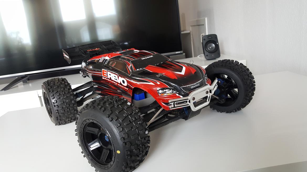 Off-Roader Traxxas E-Revo Brushless Edition  billede 4