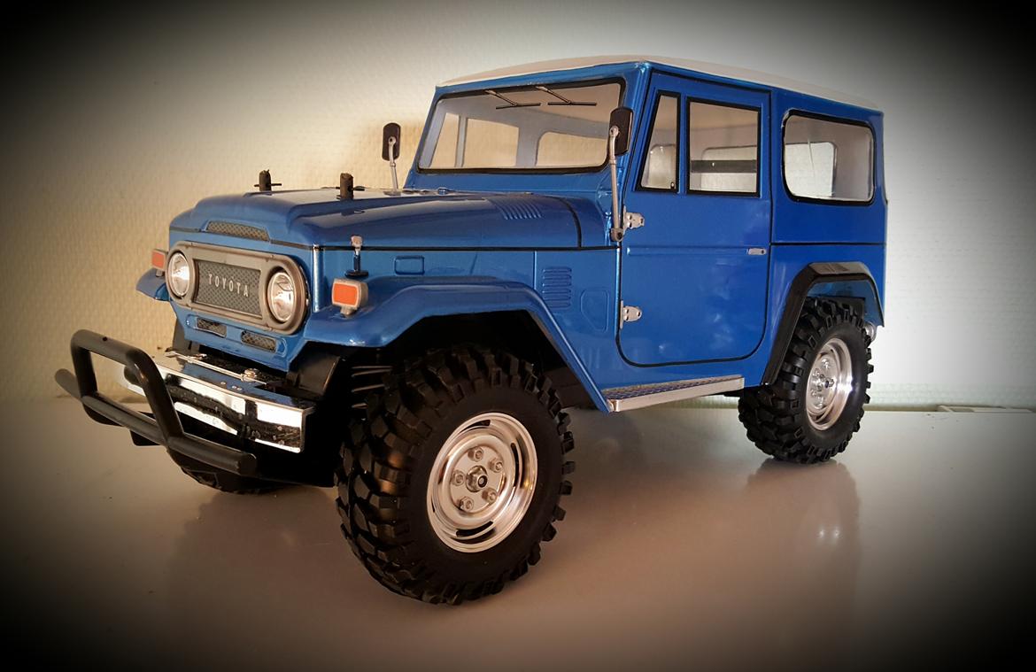 Off-Roader TAMIYA LAND CRUISER FJ 40 billede 1