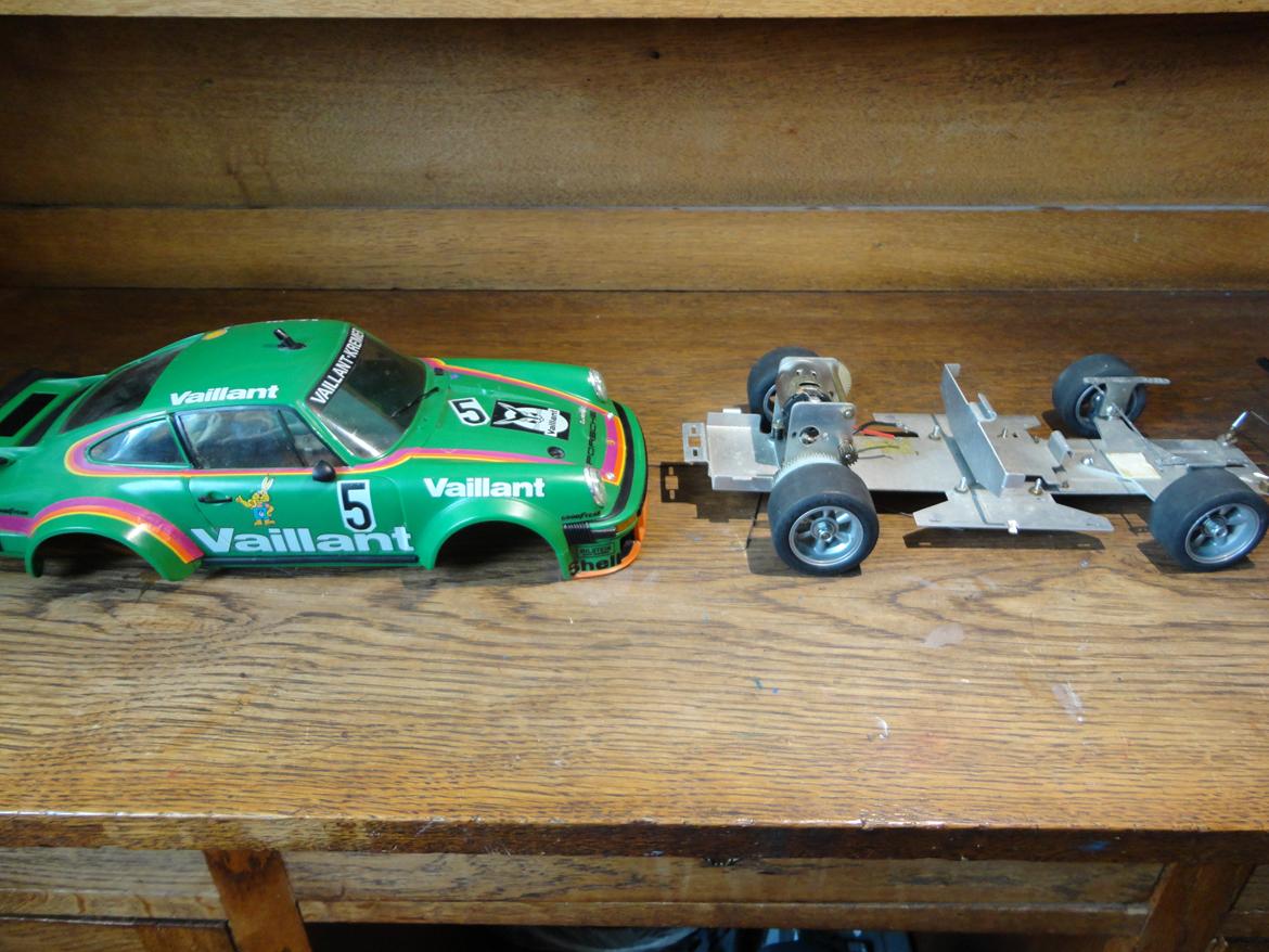 Bil Tamiya Porsche 934 Turbo RSR (58001) billede 18