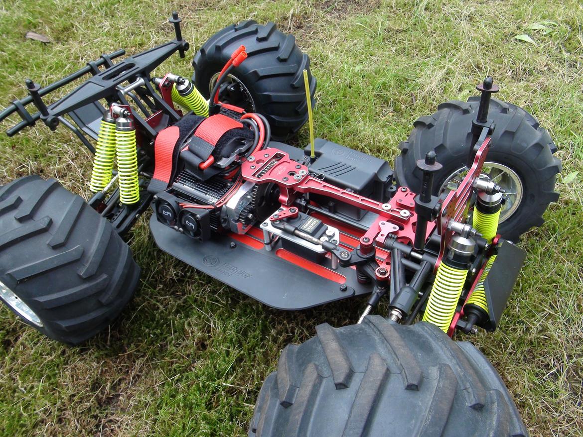 Bil Thunder Tiger EK4 S2 Brushless billede 3