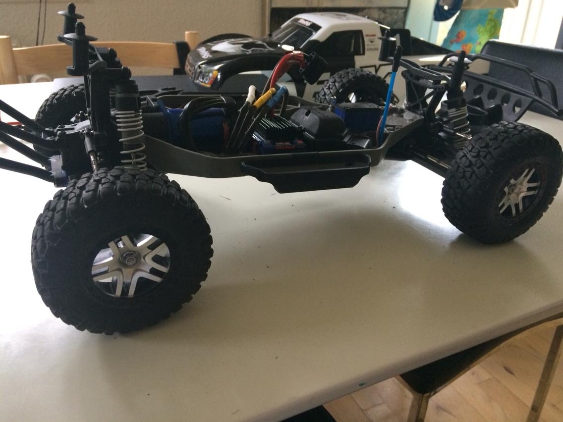 Bil Traxxas Slash 4x4 TSM Fox Edition billede 8