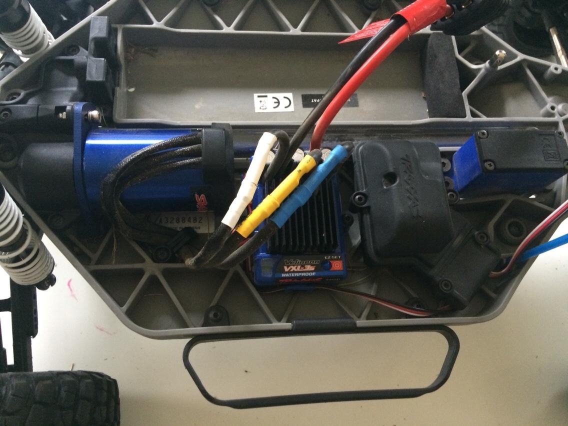 Bil Traxxas Slash 4x4 TSM Fox Edition billede 9