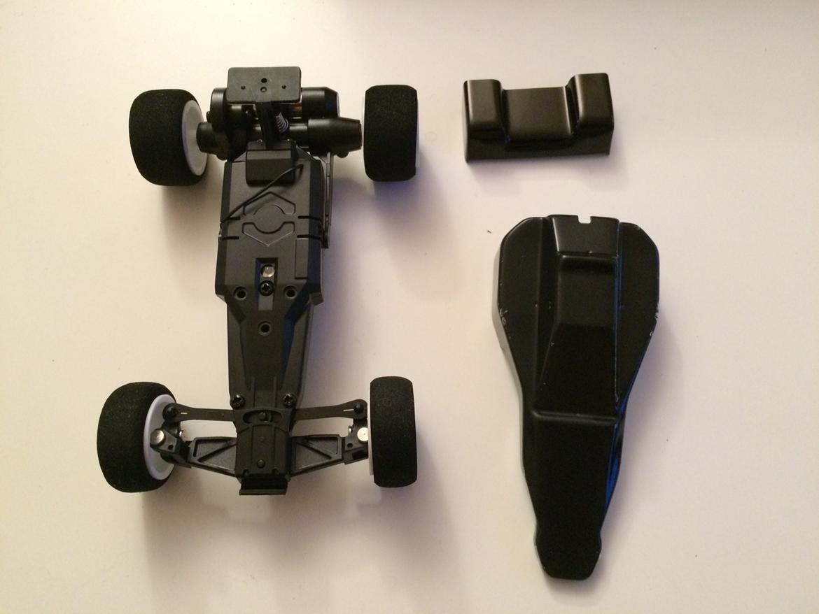 Buggy Hpi Micro Q32 Baja - Bilen uden "tøj" billede 2