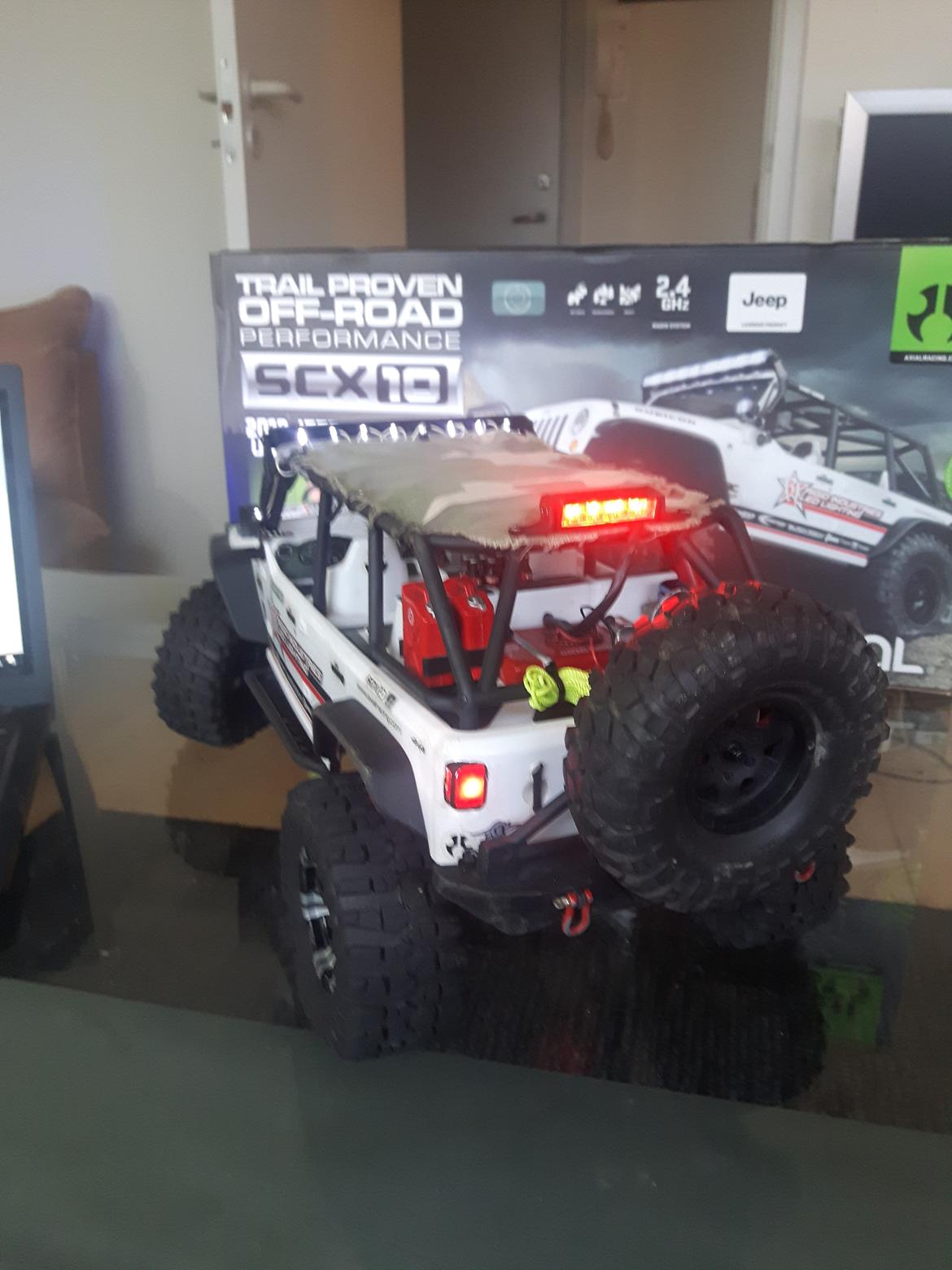 Truck Axial scx10 2012 Jeep Wrangler C/R billede 28