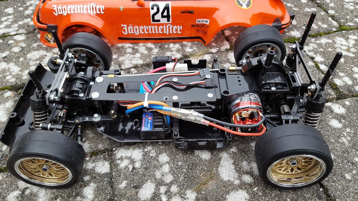 Bil Tamiya Porsche 934 TA02SW (40 års jubilæumsudgave) billede 6