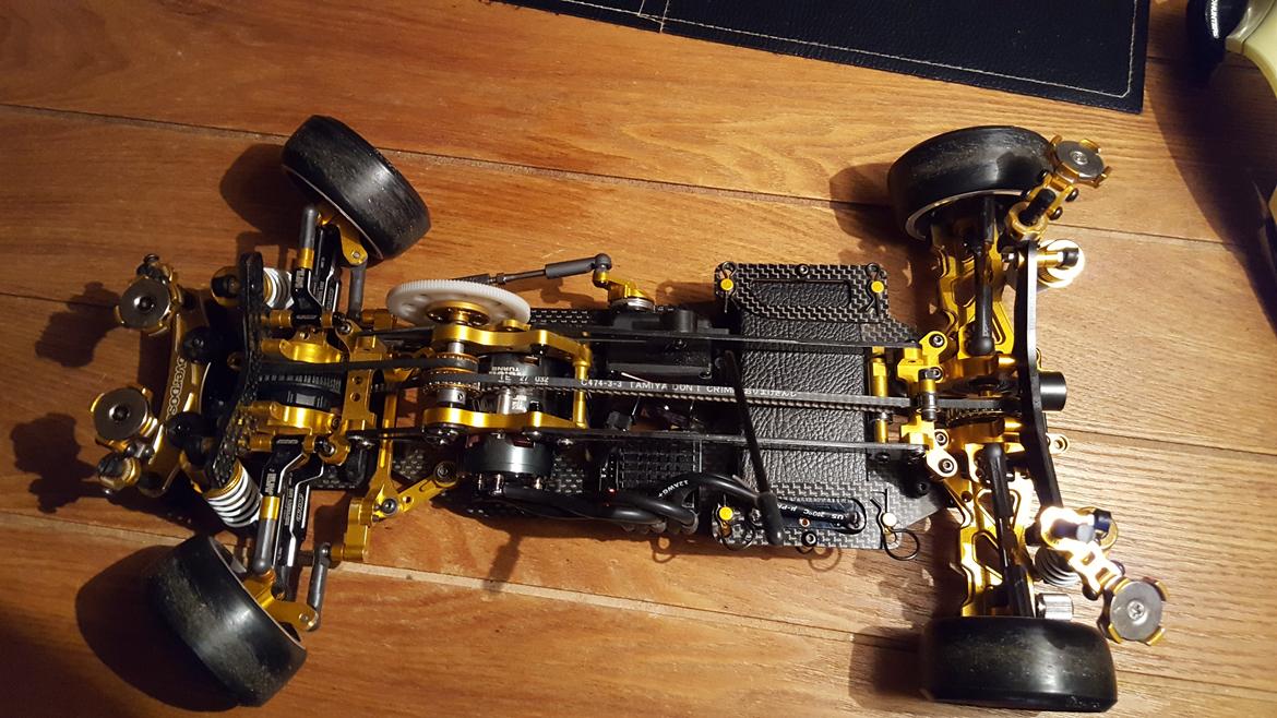 Bil tamiya ta05 vdf gold "viola" billede 2