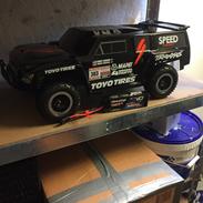 Off-Roader Traxxas slash 4*4 e-revo 2.0 e-revo 1/8