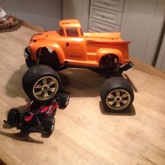 Off-Roader Steroide E-maxx.