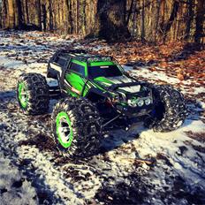 Off-Roader Traxxas Summit