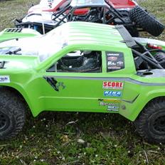 Off-Roader Axial Yeti, Score