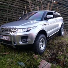 Off-Roader MST RANGE ROVER Evoque 1/10 (Solgt)
