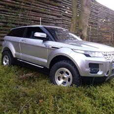 Off-Roader MST RANGE ROVER Evoque 1/10 (Solgt)