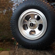 Off-Roader MST RANGE ROVER Evoque 1/10 (Solgt)