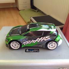 Bil Traxxas rally vxl 1/16