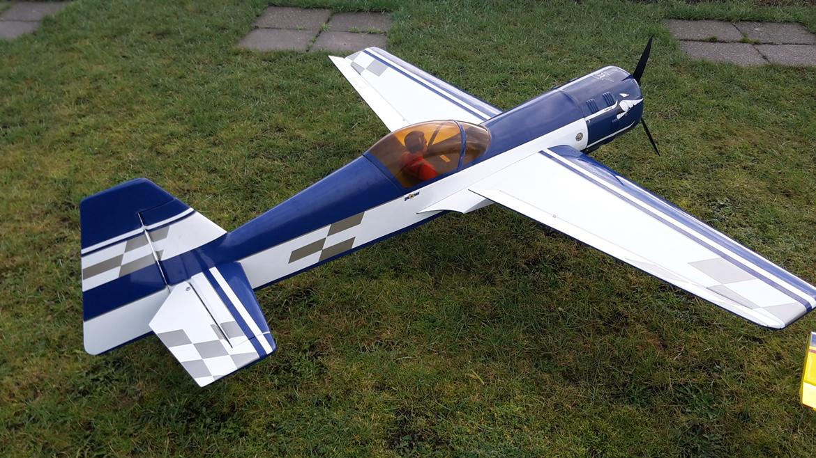 Fly Sukhoi SU 26  2,27m (solgt) billede 7