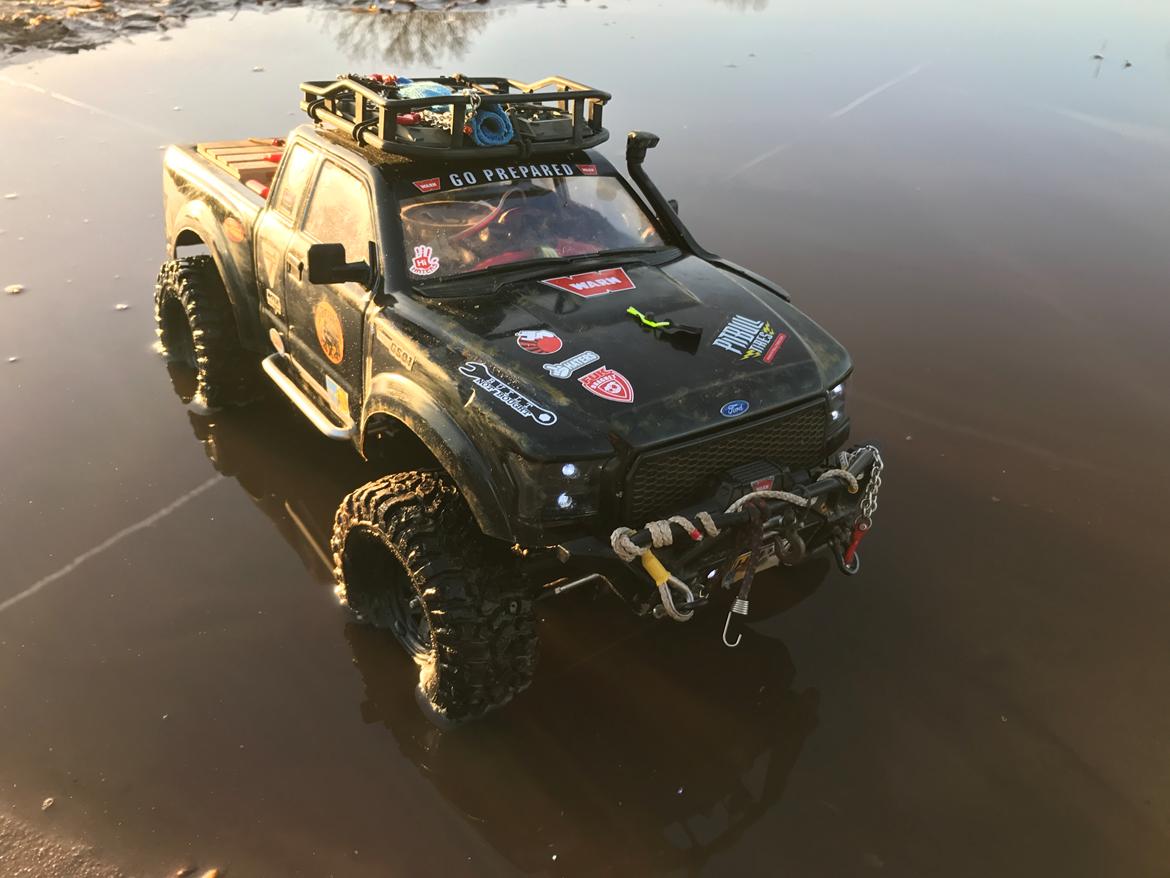 Bil Axial SCX 10 I billede 1