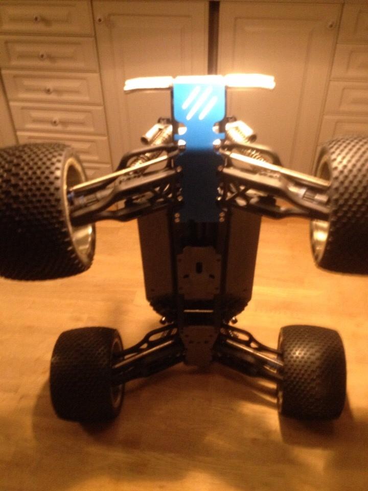 Off-Roader Steroide E-maxx. billede 8