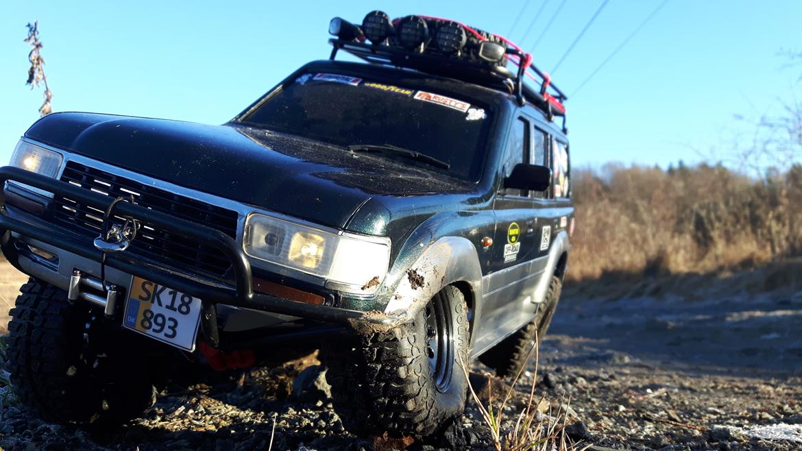 Off-Roader Axial scx10 II Toyota Land Cruiser 80 "skrottet" - FUUUUUULD FLEX :D billede 3