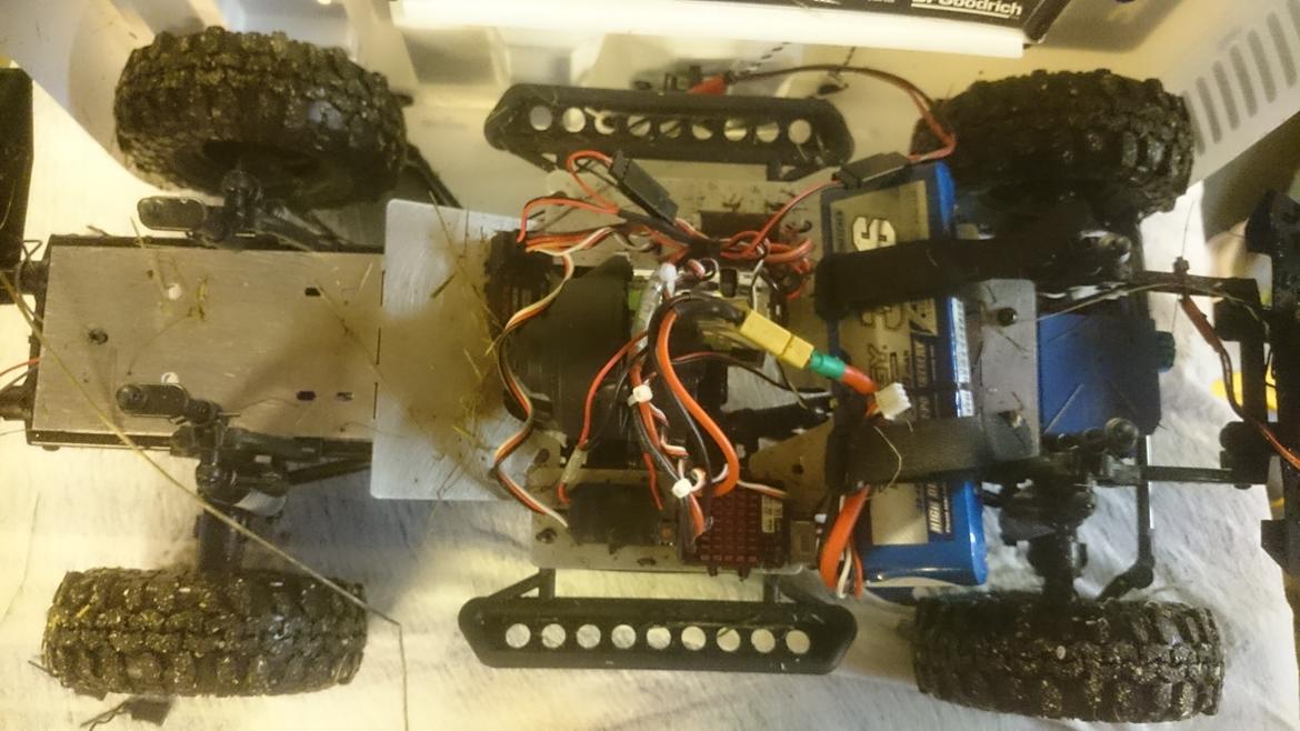 Off-Roader Axial SCX 10 Jeep Wrangler Unlimited C/R edition. billede 7