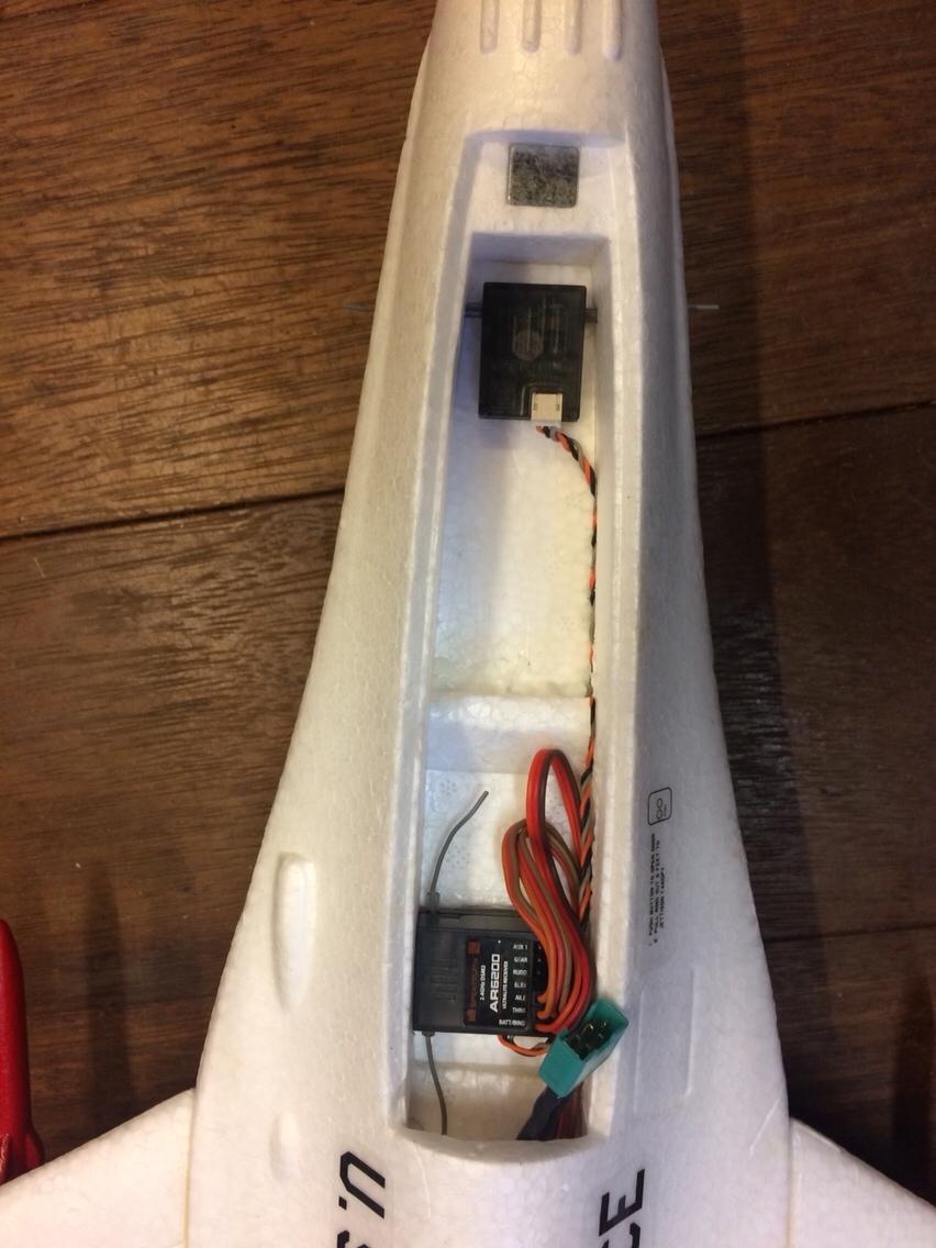 Fly Mini F-16 50 mm EDF fan - Radio og der er lige plads til det 3S batt billede 14