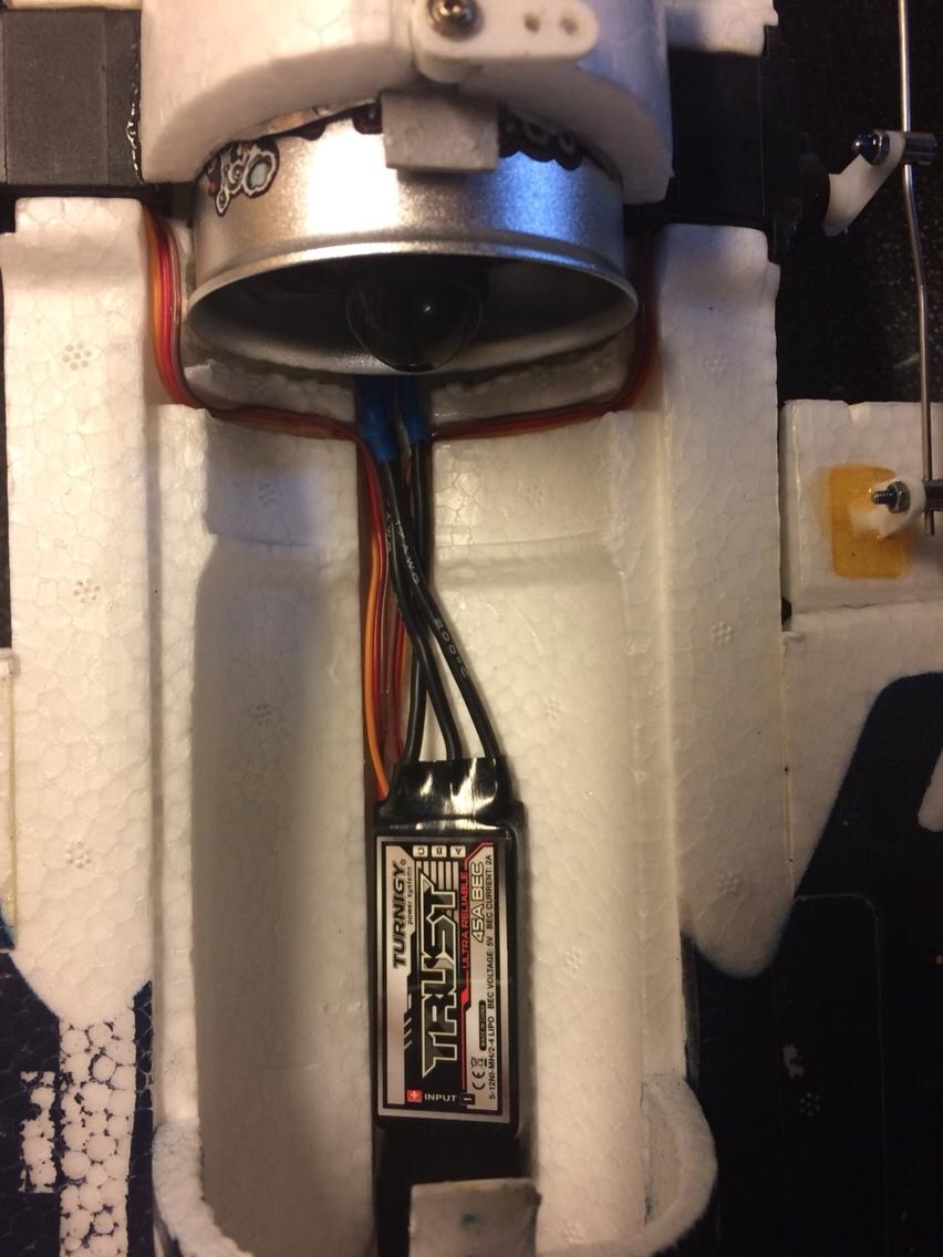 Fly Mini F-16 50 mm EDF fan - Den nye motor/fan skulle efter data trykke 450 gr. billede 17