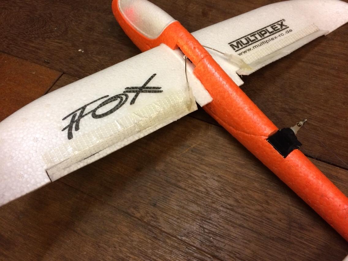Fly FOX Multiplex - Fra kaste fly til RC fly med højde/krænger ror billede 3