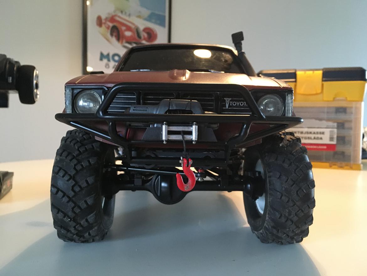 Off-Roader Axial SCX10 Hilux RC4WD Mania. billede 17