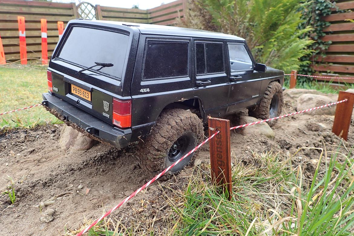 Off-Roader RC4WD Trail Finder 2 LWB Cherokee XJ Hardbody billede 11