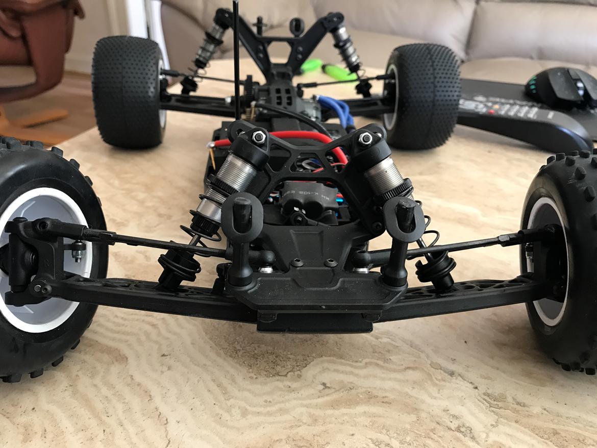 Truck XRAY XT2 billede 8