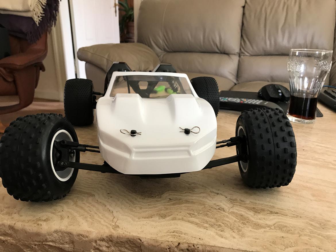 Truck XRAY XT2 billede 2