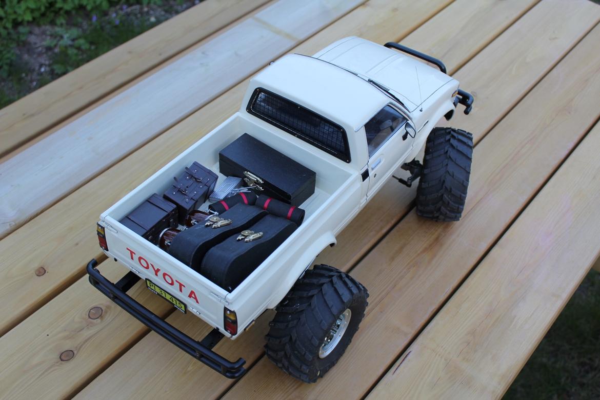 Off-Roader Tamiya HiLux Bruiser re-release 2012 edition billede 3