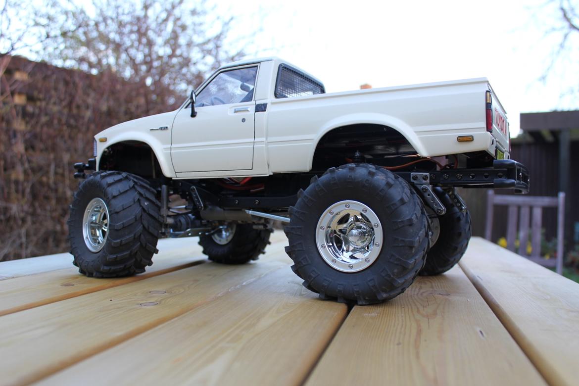 Off-Roader Tamiya HiLux Bruiser re-release 2012 edition billede 7