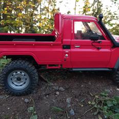 Off-Roader MST cfx Toyota