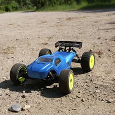 Buggy Losi Eight-E 2.0 Truggy