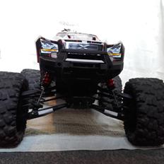 Off-Roader Traxxas X-MAXX v2 8s