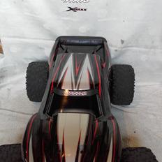 Off-Roader Traxxas X-MAXX v2 8s