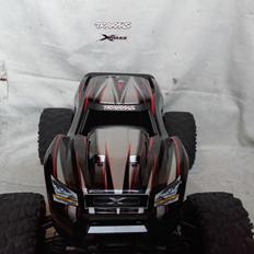Off-Roader Traxxas X-MAXX v2 8s