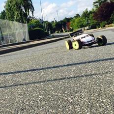 Off-Roader Losi 8IGHT 2.0