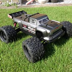 Off-Roader Arrma Outcast