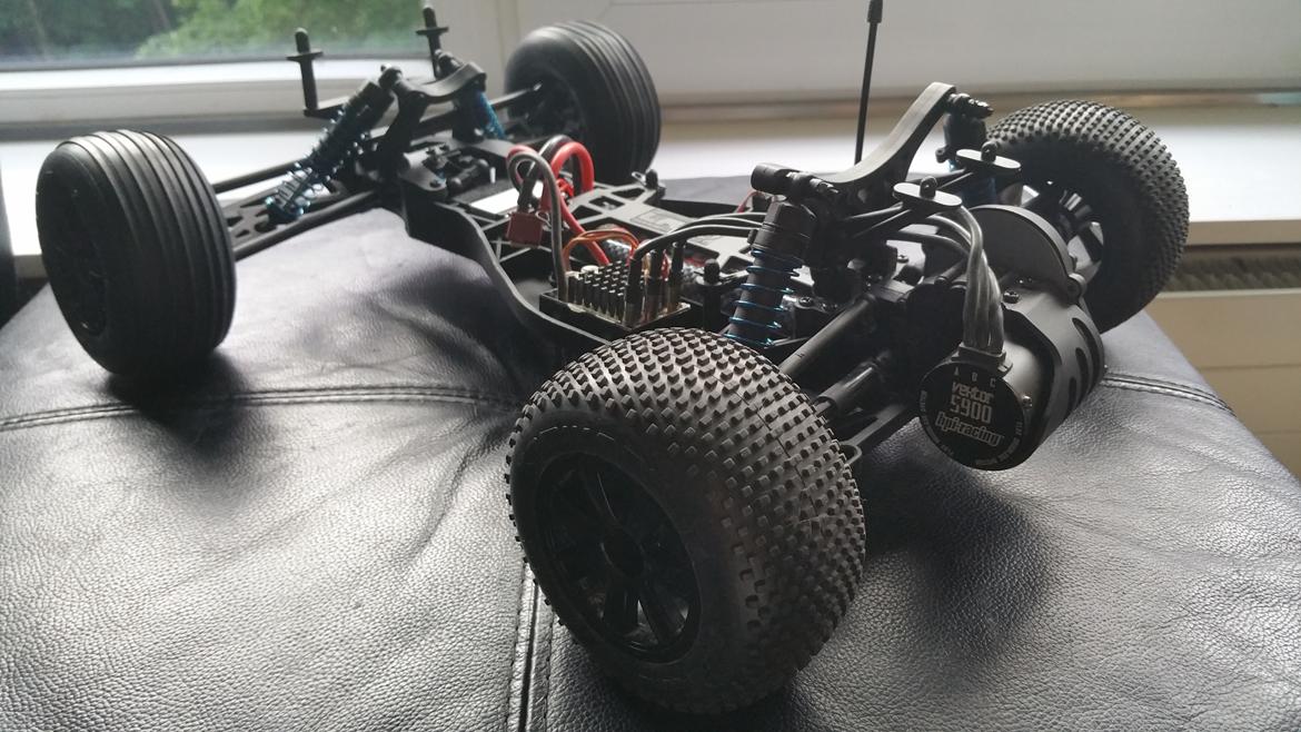 Off-Roader Lrp s10 twister truggy [Tidl. RC-enhed] billede 5