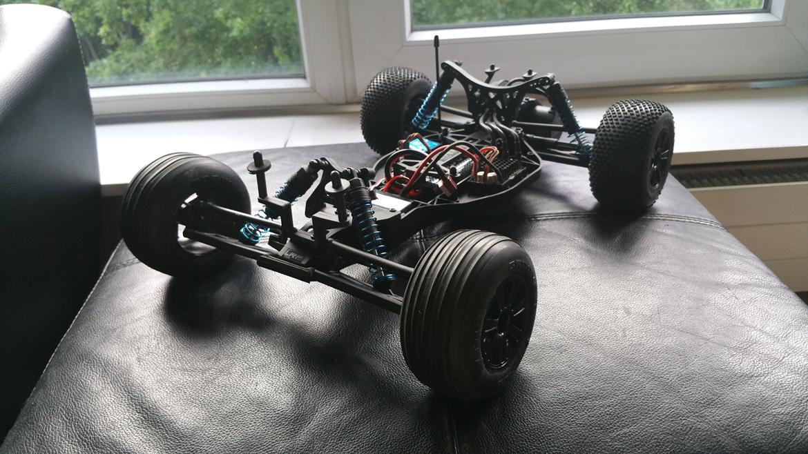 Off-Roader Lrp s10 twister truggy [Tidl. RC-enhed] billede 7