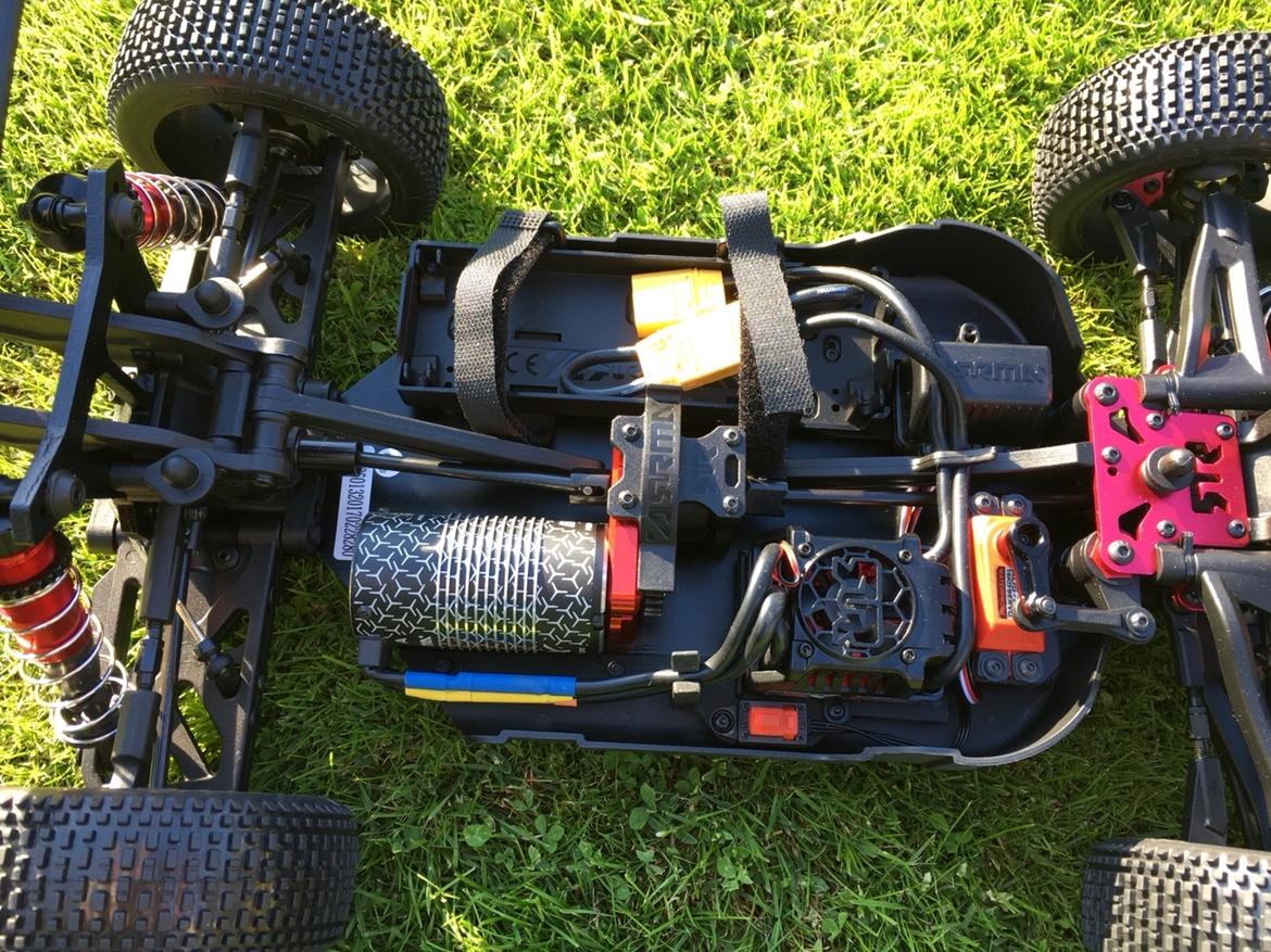 Buggy Arrma Typhon V2 BLX 6S 4WD billede 10