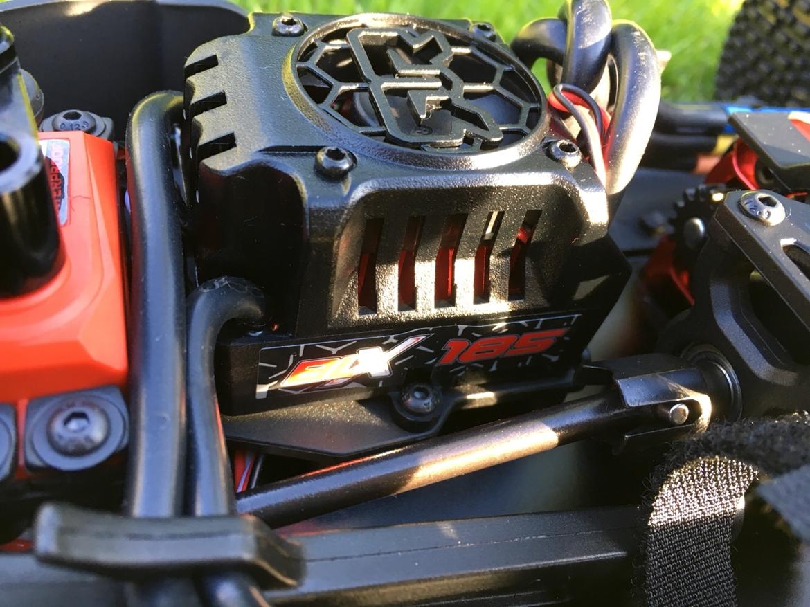 Buggy Arrma Typhon V2 BLX 6S 4WD billede 11